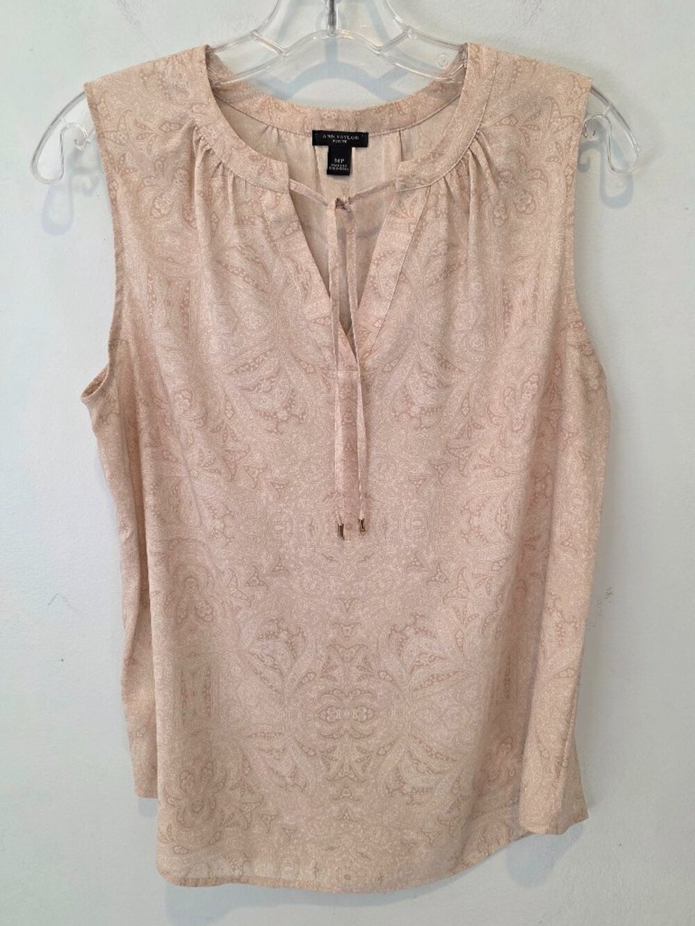 Ann Taylor Tie Neck Top, Size MP, Like New